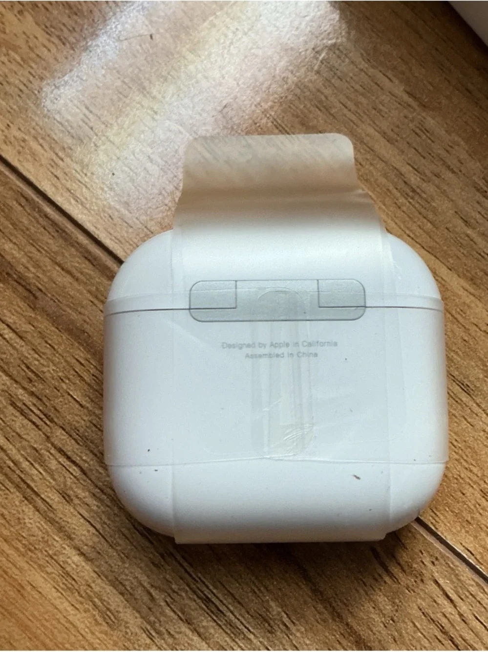 Apple White AirPods gen 4  (Wireless Earbuds)